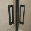 Douchecabine met openslaande deuren matzwart handvatten