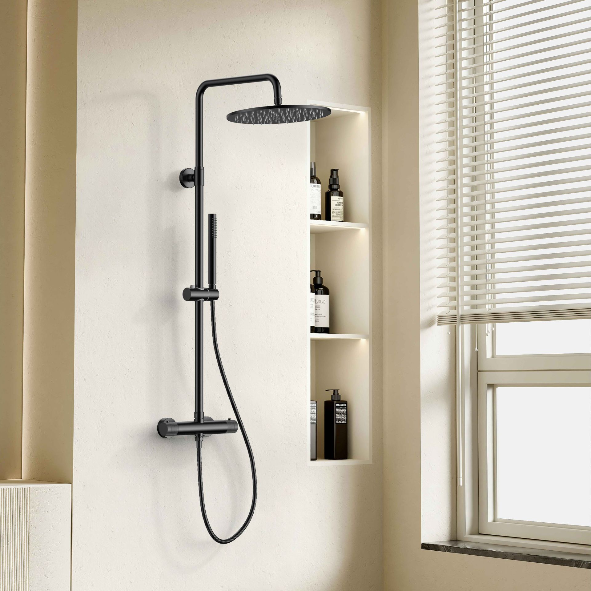 Regendoucheset rond model met cooltouch thermostaatkraan - Matzwart (sfeerfoto)